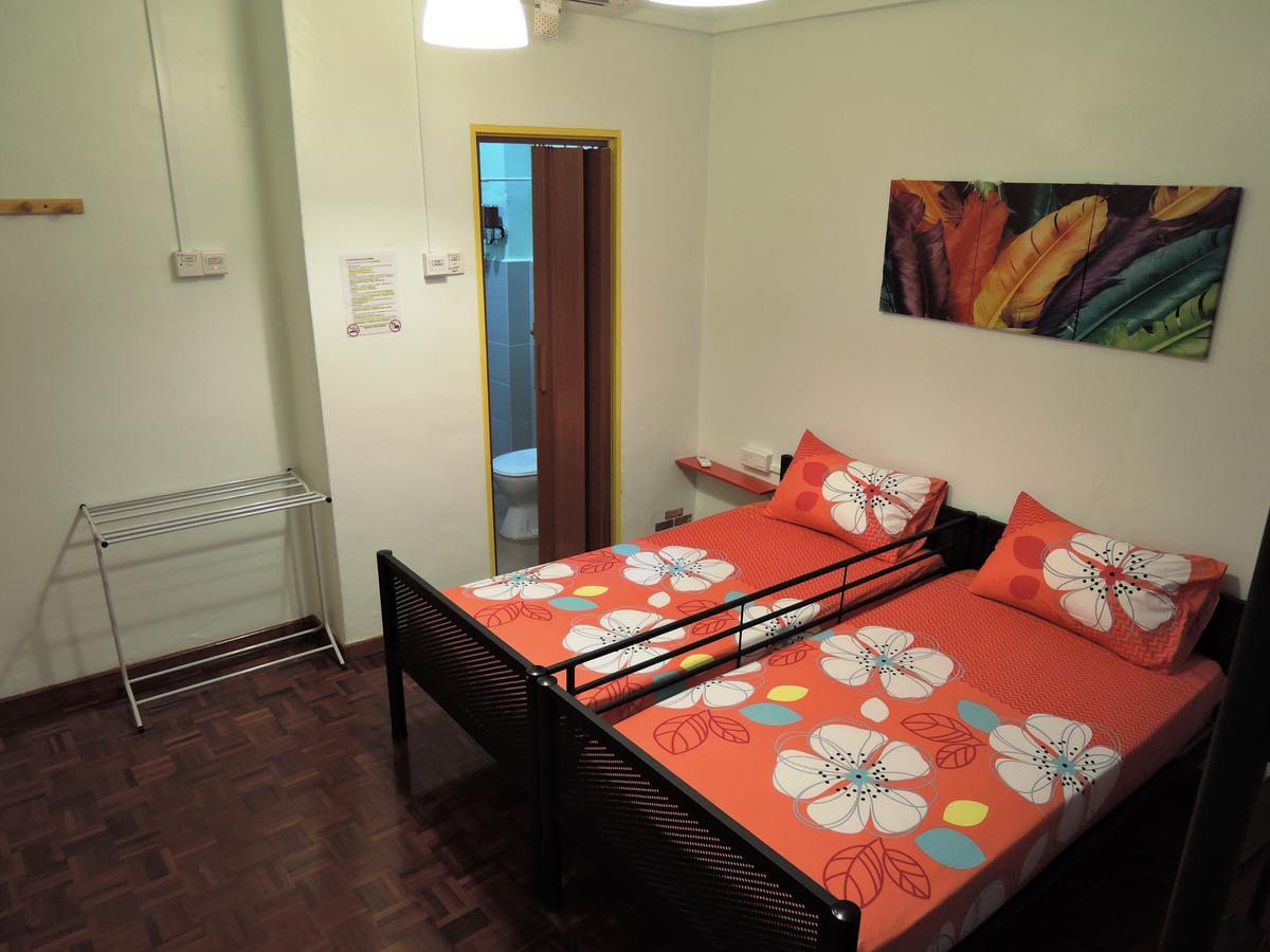 The Pillohouzzze Hotel Malacca Exterior foto