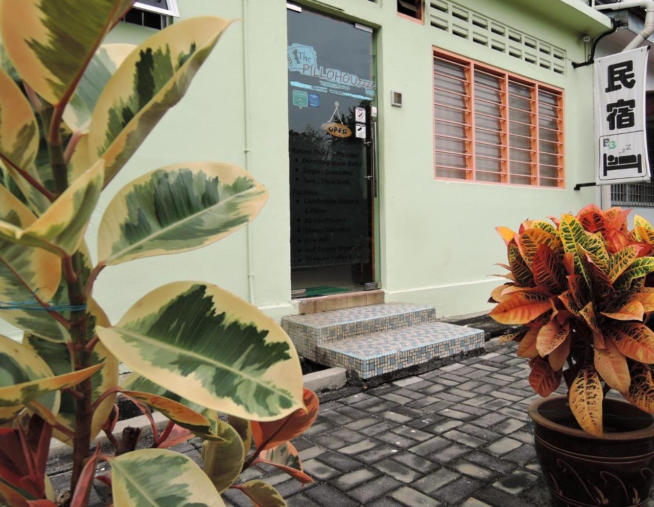 The Pillohouzzze Hotel Malacca Exterior foto