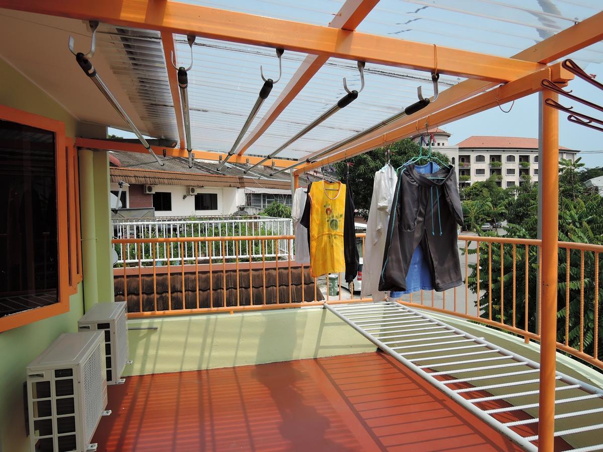 The Pillohouzzze Hotel Malacca Exterior foto